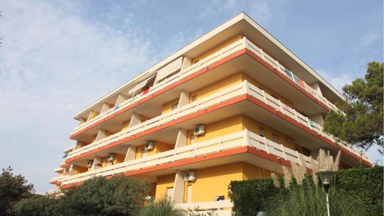 Condominio Carina Sud Bibione Eksteriør bilde