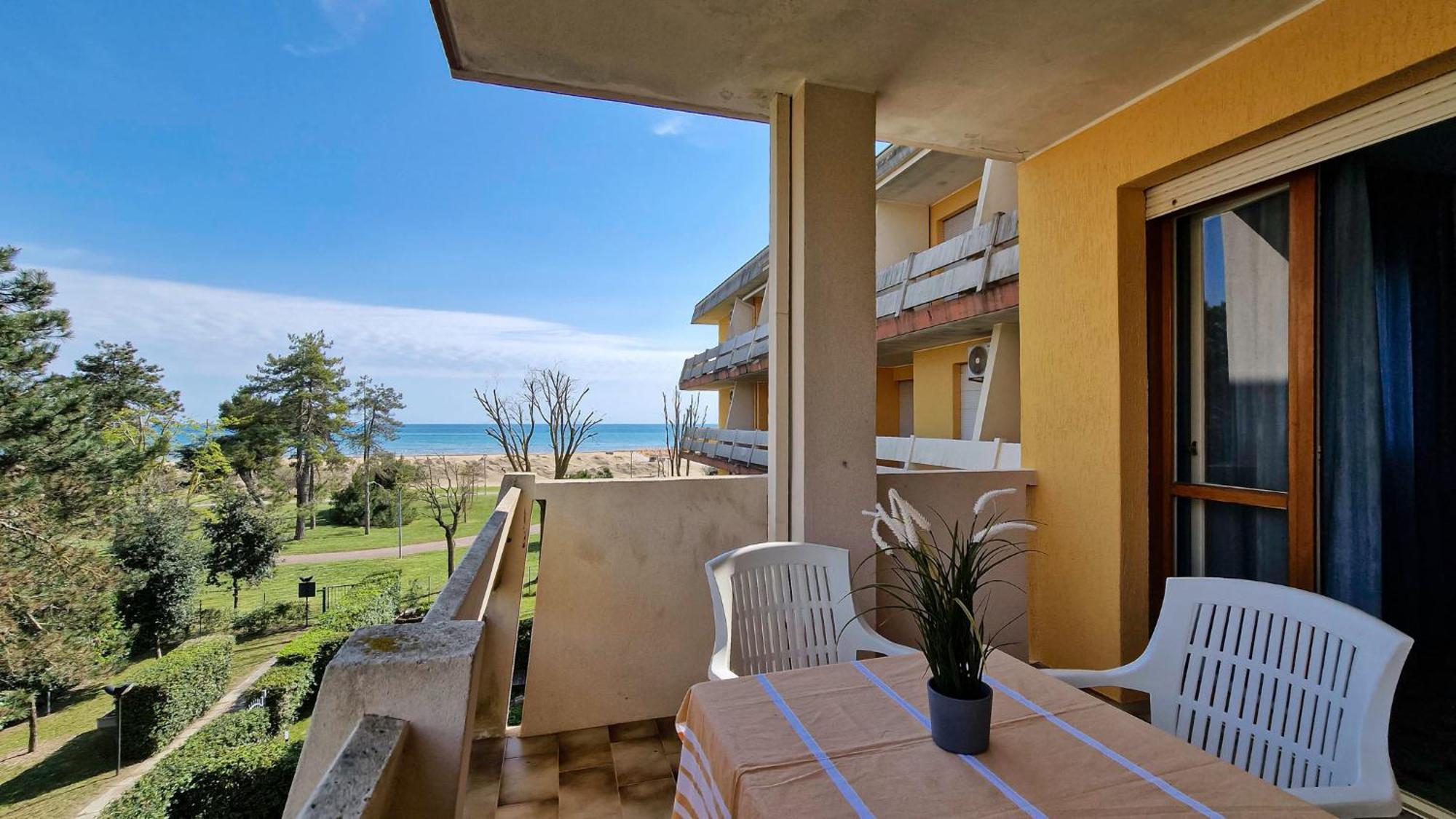 Condominio Carina Sud Bibione Eksteriør bilde